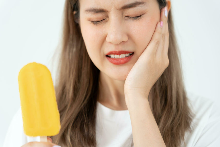 Kann ich nach einer Zahnentfernung Eis essen?